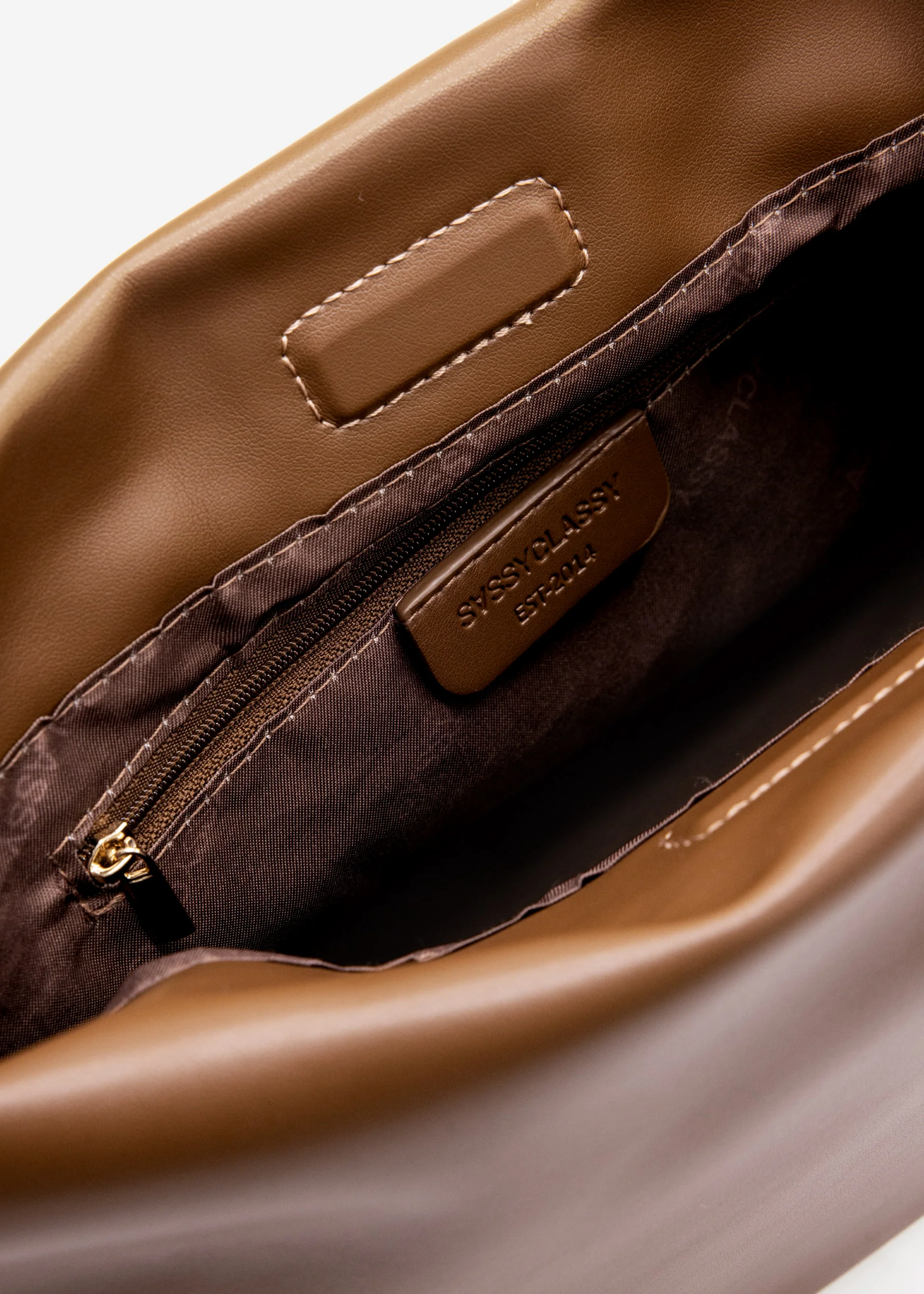 Bucket bag made of synthetic leather - brown - Image 6