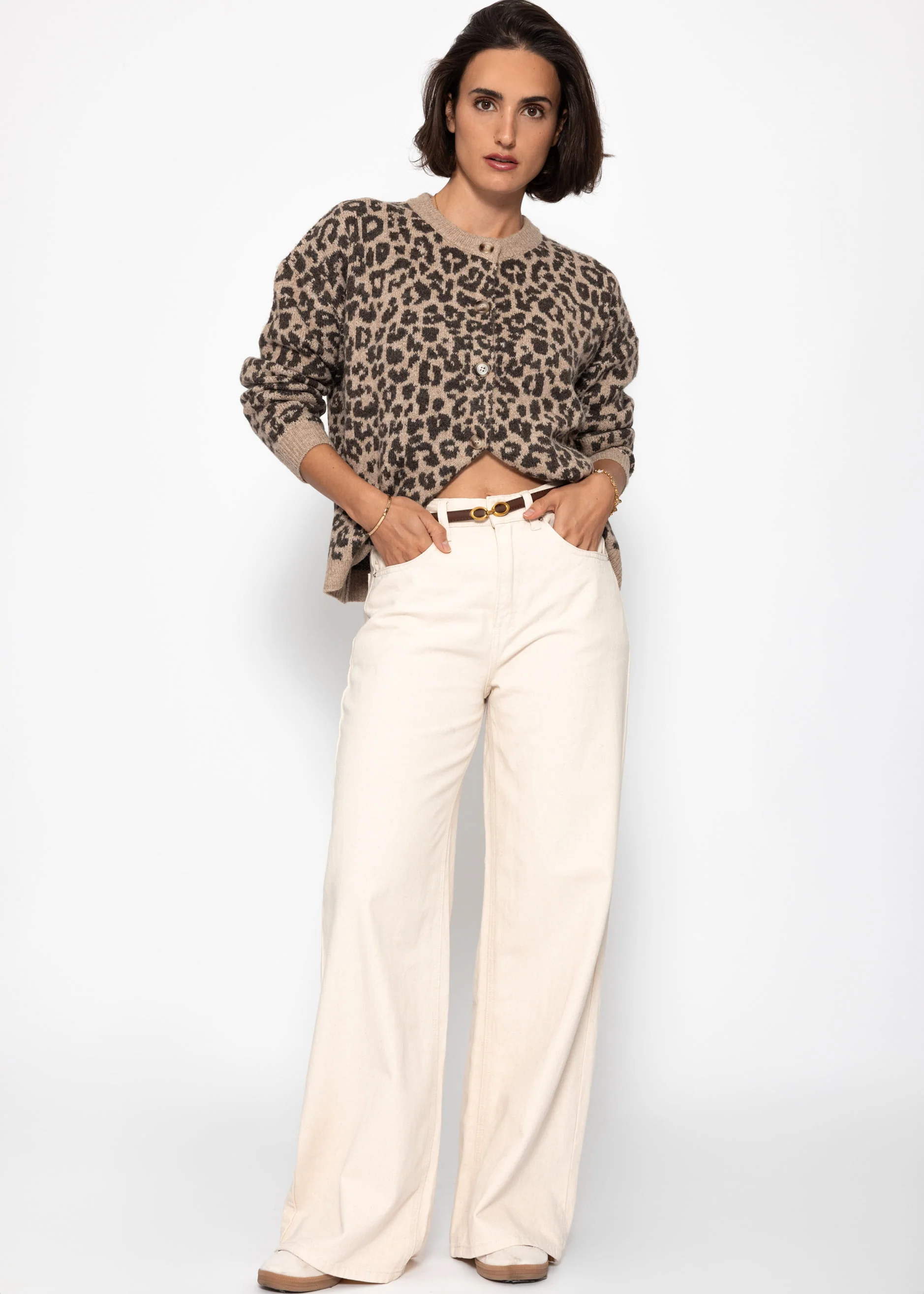 Cardigan with Leo pattern-beige-brown - Image 3