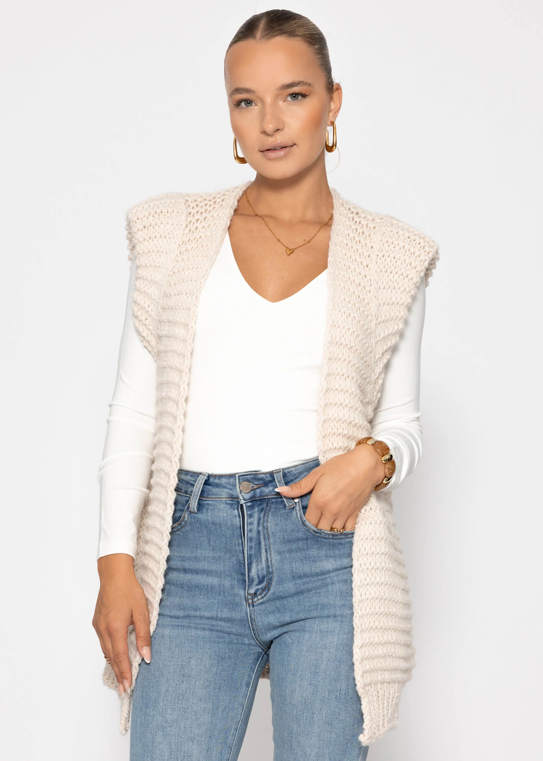 Long sleeveless knitted vest with structured shoulders - off-white - Image 3